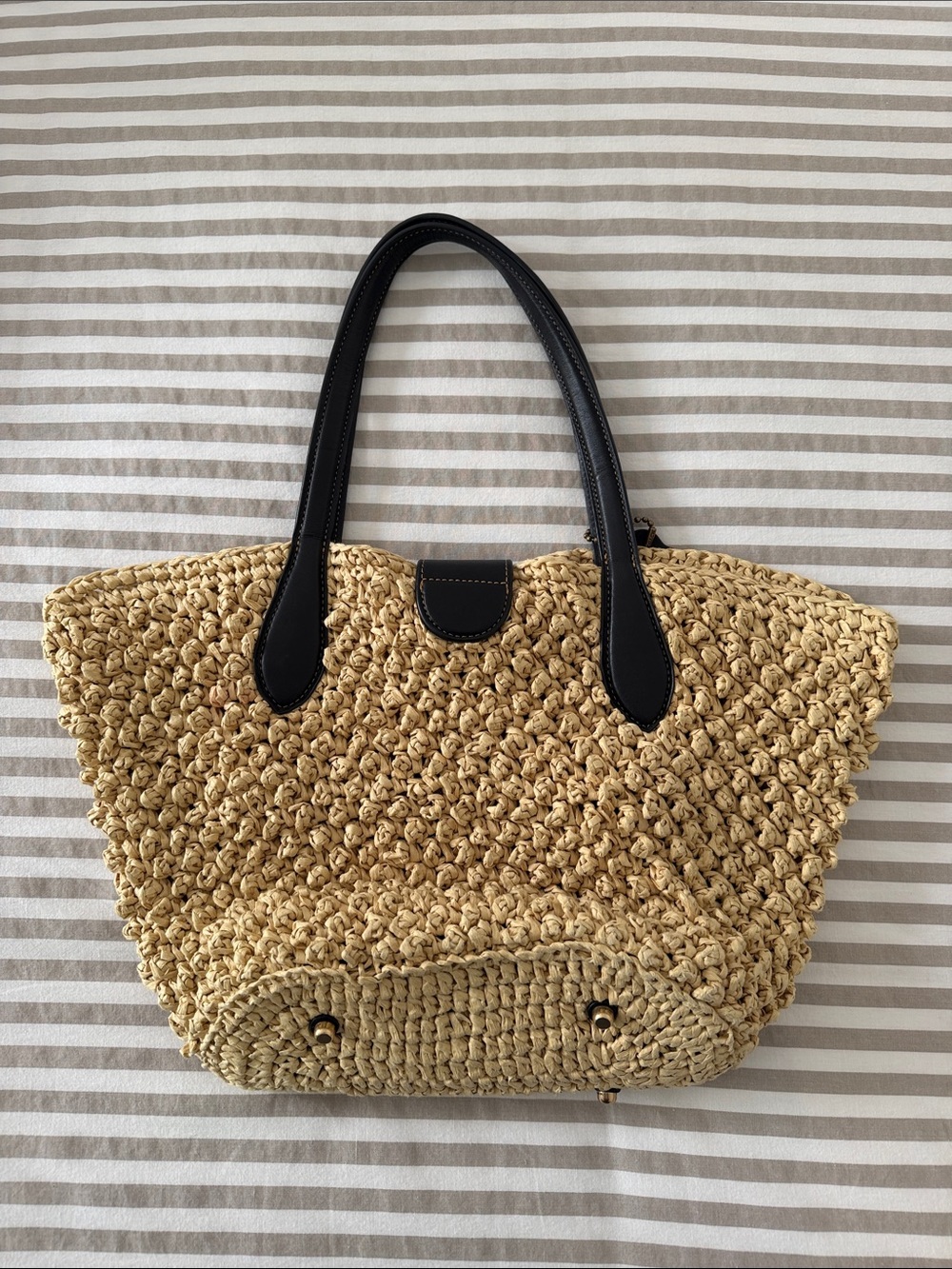 Coach Beige Straw Tote with Black Leather Handles and Gold 'C' Accent - Picture 2 of 6
